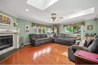 53 Orchard St, Carteret, NJ 07008 - Photo 9