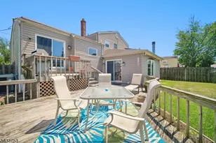53 Orchard St, Carteret, NJ 07008 - Photo 27
