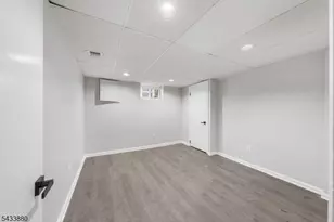 58 Glenwood Rd, Fanwood, NJ 07023 - Photo 17