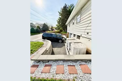 2 Sunnyside Pl, Verona, NJ 07044 - Photo 17