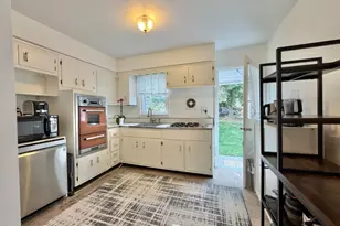 2 Sunnyside Pl, Verona, NJ 07044 - Photo 9