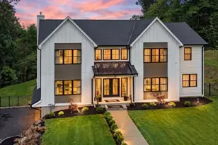 49 Upper Dr, Watchung, NJ 07069 - Photo 1