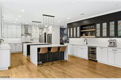 49 Upper Dr, Watchung, NJ 07069 - Photo 17