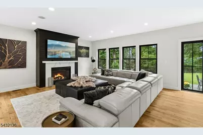 49 Upper Dr, Watchung, NJ 07069 - Photo 9