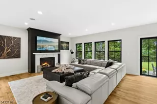 49 Upper Dr, Watchung, NJ 07069 - Photo 9