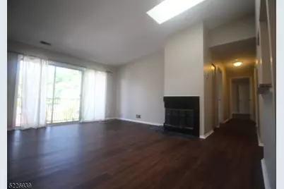 201 Robertson Way, Lincoln Park, NJ 07035 - Photo 3