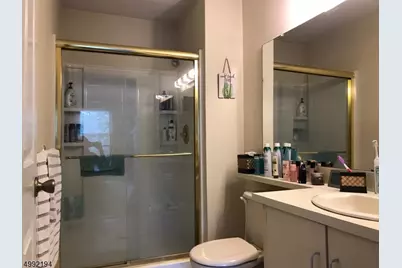 201 Robertson Way, Lincoln Park, NJ 07035 - Photo 13