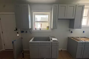 160 Pacific St, Newark, NJ 07105 - Photo 3