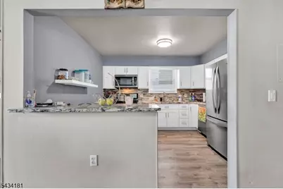 103 Houston St, Newark, NJ 07105 - Photo 15