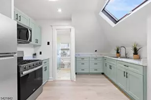 137 S Burnet St, East Orange, NJ 07018 - Photo 1
