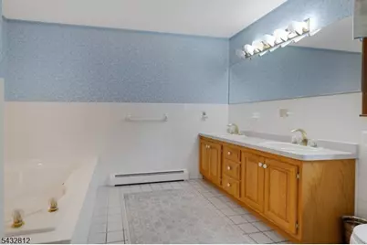 55 Under Rock Rd, Sparta Township, NJ 07871 - Photo 29