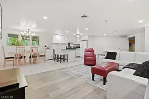 1 Timber Rock Ct, Cedar Grove, NJ 07009 - Photo 25