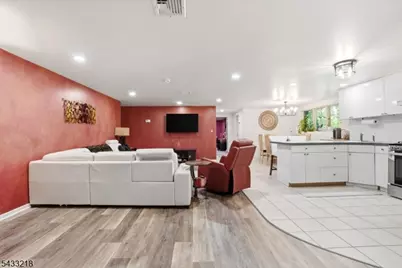1 Timber Rock Court, Cedar Grove, NJ 07009 - Photo 23