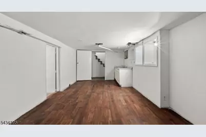 334 Brook Ave, Passaic, NJ 07055 - Photo 23