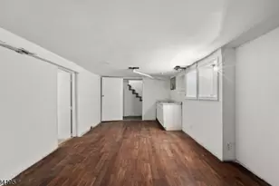 334 Brook Ave, Passaic, NJ 07055 - Photo 23