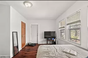 334 Brook Ave, Passaic, NJ 07055 - Photo 11