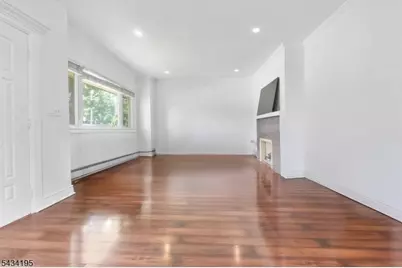 334 Brook Ave, Passaic, NJ 07055 - Photo 7