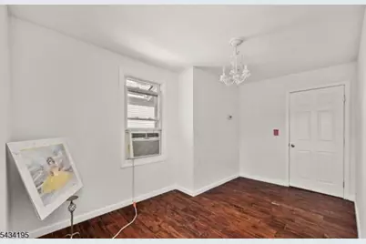334 Brook Ave, Passaic, NJ 07055 - Photo 13