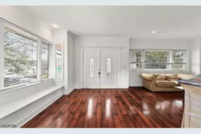 334 Brook Ave, Passaic, NJ 07055 - Photo 5