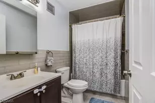 10 N Wood Ave, Linden, NJ 07036 - Photo 23