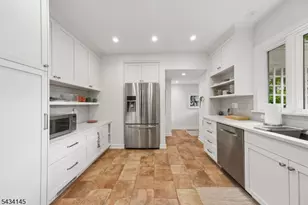 14 Holland Terrace, Montclair, NJ 07042 - Photo 15