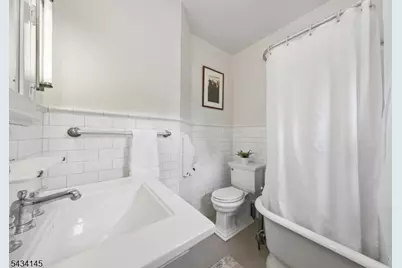14 Holland Ter, Montclair, NJ 07042 - Photo 21