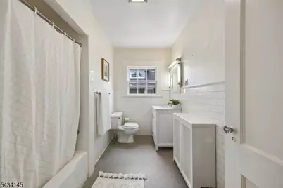 14 Holland Ter, Montclair, NJ 07042 - Photo 27