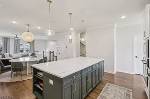 21 Dahlia Dr, Warren Township, NJ 07059 - Photo 7