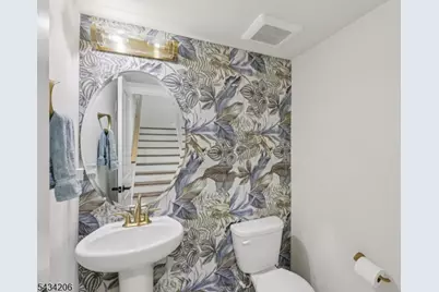 21 Dahlia Dr, Warren Township, NJ 07059 - Photo 13