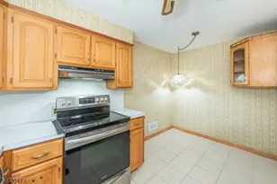 717 Alps Rd, Wayne, NJ 07470 - Photo 7