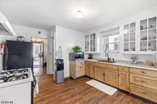 130 Mitchell St, West Orange Township, NJ 07052 - Photo 15