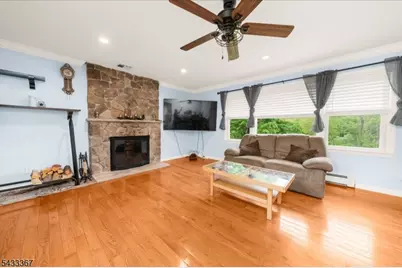 650 Woodglen Rd, Lebanon Township, NJ 08826 - Photo 5