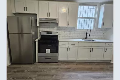 26 Baldwin Ave, Newark, NJ 07108 - Photo 11