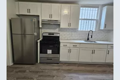 26 Baldwin Ave, Newark, NJ 07108 - Photo 9