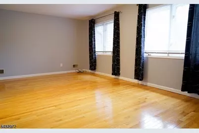 61 Patriots Rd, Parsippany, NJ 07950 - Photo 9
