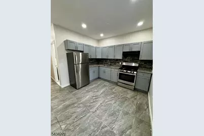 1022 E 22nd St #1, Paterson, NJ 07513 - Photo 9