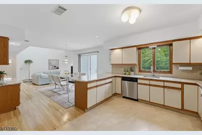 4 Tania Ct, Roxbury Township, NJ 07876 - Photo 15