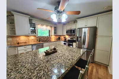 39 Douglas Dr, Montville Township, NJ 07082 - Photo 15