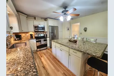 39 Douglas Dr, Montville Township, NJ 07082 - Photo 13