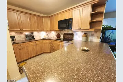 39 Douglas Dr, Montville Township, NJ 07082 - Photo 27