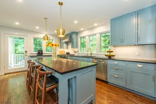 487 Highland Ave, Montclair, NJ 07043 - Photo 11