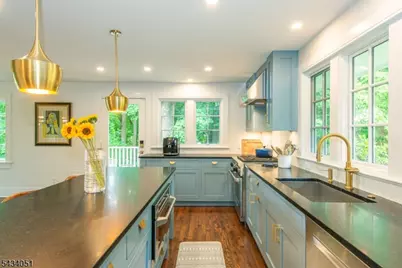 487 Highland Ave, Montclair, NJ 07043 - Photo 13