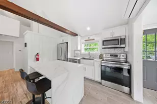 123 Glen Rd, Vernon, NJ 07422 - Photo 5