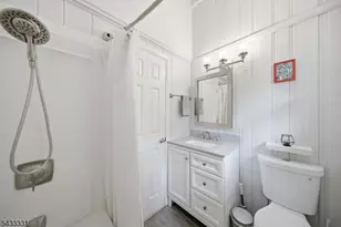 123 Glen Rd, Vernon, NJ 07422 - Photo 9