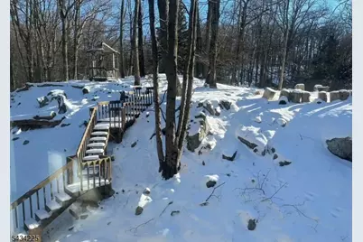 561 E Shore Trl, Byram Township, NJ 07871 - Photo 15
