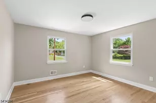 1314 Sunnyside Pl, Plainfield, NJ 07060 - Photo 11