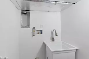 1314 Sunnyside Pl, Plainfield, NJ 07060 - Photo 29