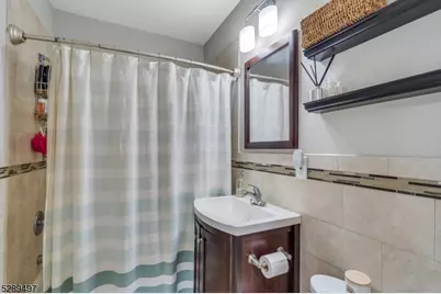 170 A Pine St #A, Montclair, NJ 07042 - Photo 15