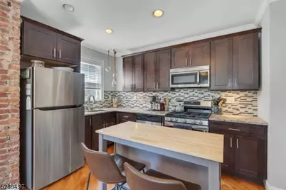 170 A Pine St #A, Montclair, NJ 07042 - Photo 7