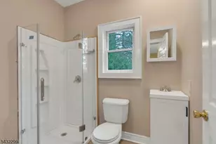 438 Warren St, Scotch Plains Township, NJ 07076 - Photo 13